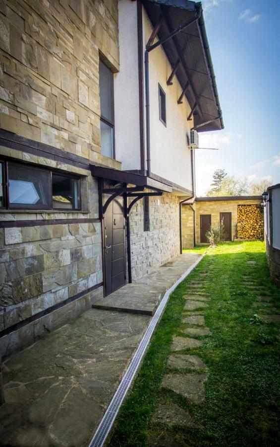Villa Pri Shtarkela Brodilovo ภายนอก รูปภาพ
